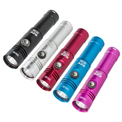 Lampes de plongée d'exploration LED RD75E SUPE 1200 lumens pour plongée récréative et technique.